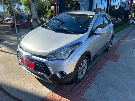 HYUNDAI HB20X 1.6 16V STYLE FLEX 4P AUTOMÁTICO